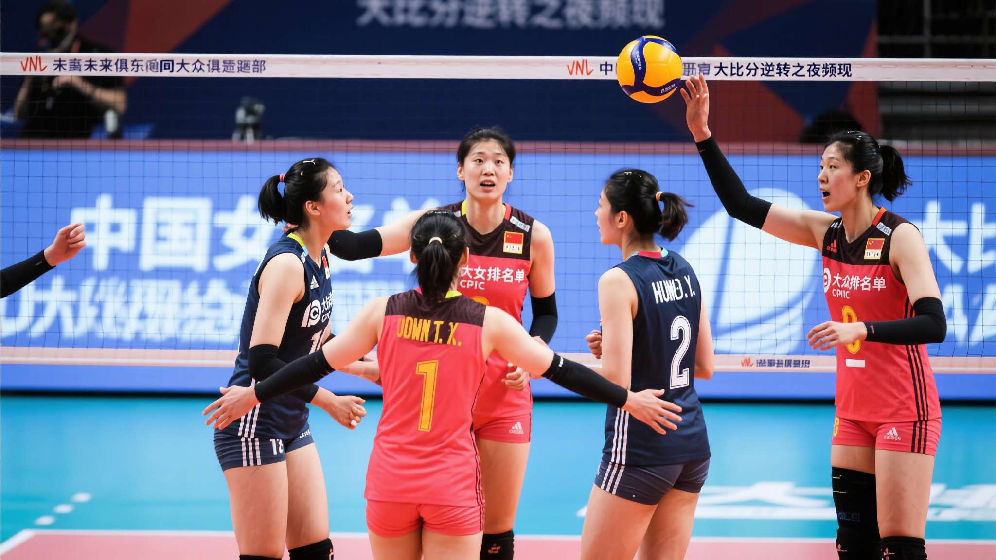 北京女排主力攻手“永不言败的大王”王云蕗:重返中国女排,仍是我的热望 北京女排主力攻手“永不言败的大王”王云蕗:重返中国女排,仍是我的热望